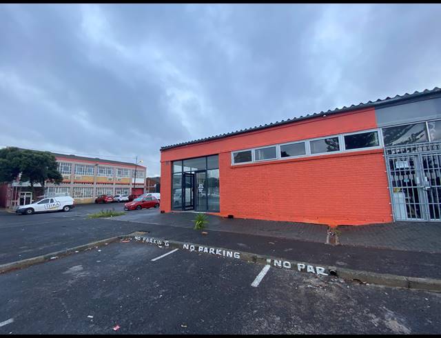 172M² RETAIL TO LET IN PAARDEN EILAND